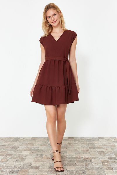 Trendyol Collection Темно-коричнева ткана міні-сукня з розкльошеною талією TWOSS20EL0628