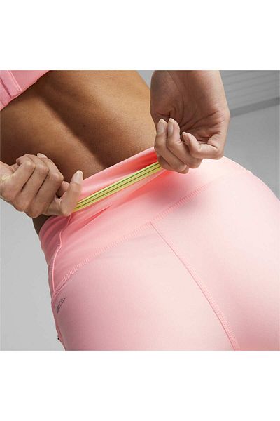 Puma Pantaloni scurți de antrenament pentru femei RUN ULTRAFORM - Leggings