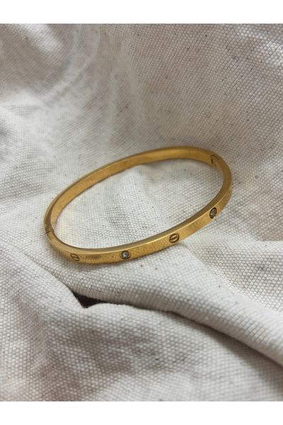 IVART Gold Steel Bracelet - Fine Stone Detail