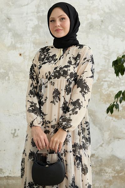 InStyle فستان شيفون إكرو بنمط أوراق الشجر مع شرابات في الأمام
