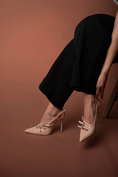 AYAKKABI PRENSİ Ciza Three Straps detaliu la cataramă Nude Piele Lacuită 10 C...