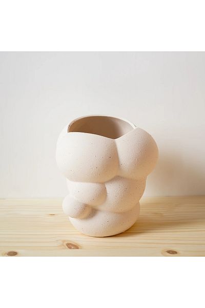 Warm Design Organic Cream Vase - Shaped Design