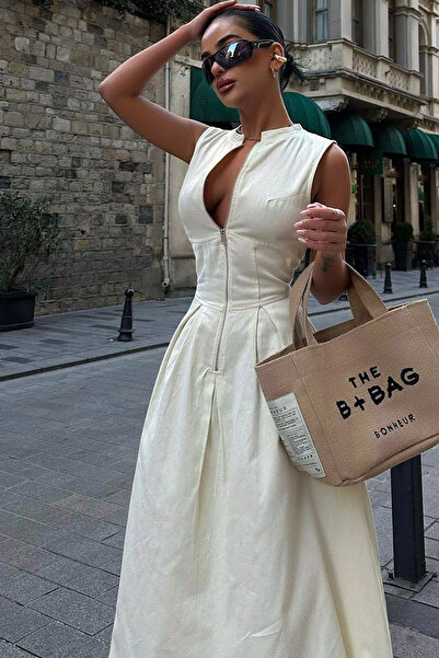 CoolLook Bisiklet Yakalı Önü Fermuar Detaylı Sıfır Kol Geniş Çan Etekli Cepli...