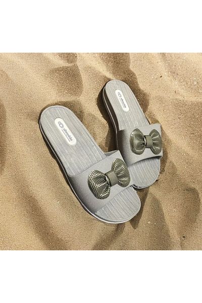 mustey Kurdale Women's Slippers Non-Slip Sole Pool Beach Slippers
