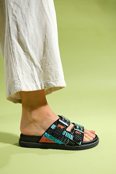 LuviShoes Γυναικείες παντόφλες LANSO Μαύρη Πέτρα Διπλό Λουράκι