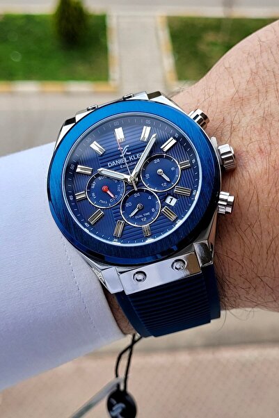 Daniel Klein Navy Blue Color Gift Packed Indicators Active Function Men's Wristwatch