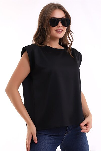 GLAMIFY FASHION Yuvarlak Yaka Kolsuz Vatkalı Rahat Kesim Düğmeli Şık Ve Cool ...