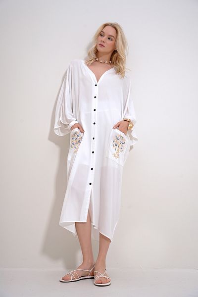 Trend Alaçatı Stili Women's White Back and Pockets Wishing Tree Printed Buttoned Front Woven Viscose Dress ALC-X12011