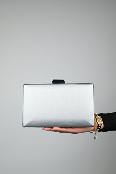 LuviShoes Γυναικεία βραδινή τσάντα φορέματος GODE Silver Lavezzi