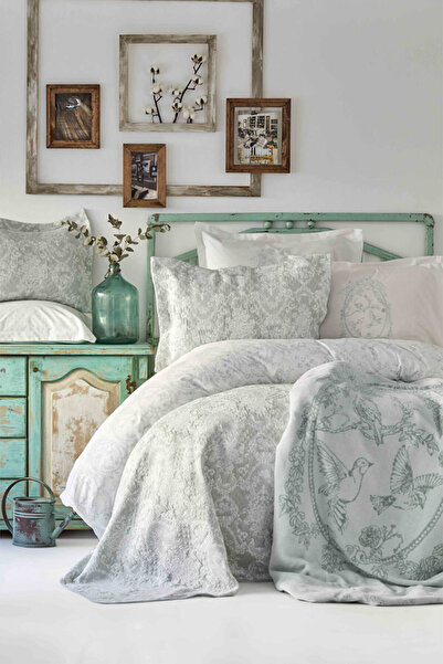 Karaca Home Onofre Su Yeşili Çift Kişilik 8 Parça Winter Set