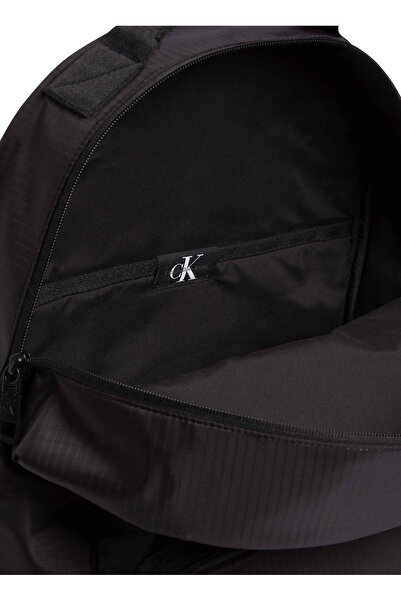 Calvin Klein Men's Black Backpack - 44X29,5X16 cm Sport Essentials Center Bp44 L