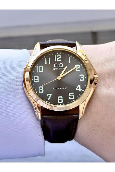 Q&Q  Men's Leather Band Wristwatch with Numerals