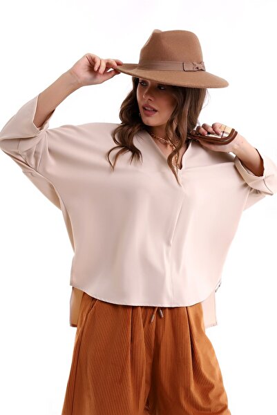 GLAMIFY FASHION V Yaka Katlamalı Uzun Kol Göğüs Kat Detaylı Önü Kısa Arkası U...