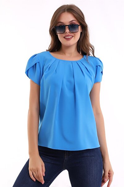 GLAMIFY FASHION بلوزة بياقة دائرية وأكمام قصيرة وتفاصيل مريحة وأكمام قصيرة، ب...