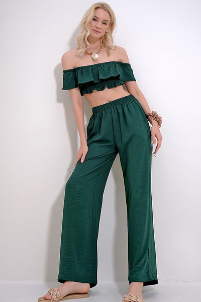 Trend Alaçatı Stili Women's Emerald Green Madonna Collar Crop Blouse And Palazzo Pants Bottom Top Set ALC-X11856