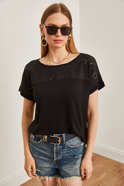 Olalook Schwarze Damenbluse mit Fledermausmotiv und Muscheldetail BLZ-19002587