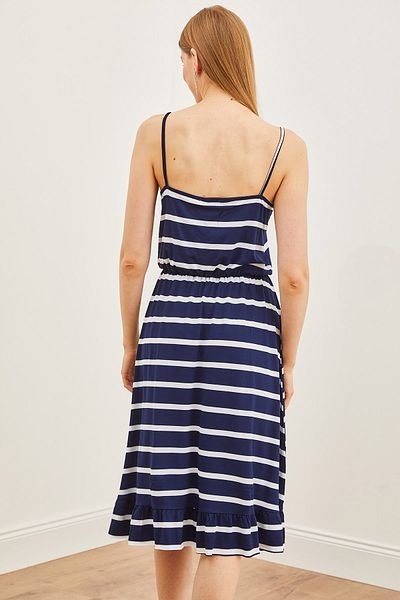 Olalook Marineblaues gestreiftes Viskose-Strickkleid mit dünnen Trägern und elastischer Taille für Damen ELB-19002155