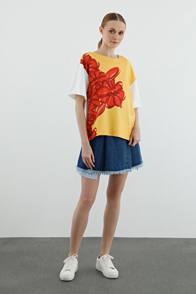 GİZİA Baskı Detaylı Düşük Omuzlu Beyaz Tişört