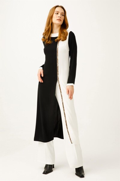 Esswaap Şerit Leopar Aksesuarlı Pantolonlu Takım Ekru