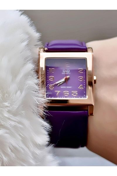 Q&Q Vintage Women's Leather Cord Wristwatch