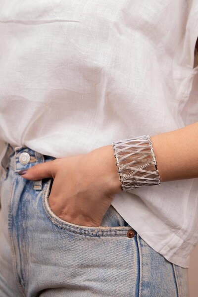 Sacha Accessories Wire Diamond Cut Silver Bracelet