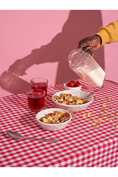 Tuable Kareli Masa Örtüsü Pembe 160x160cm