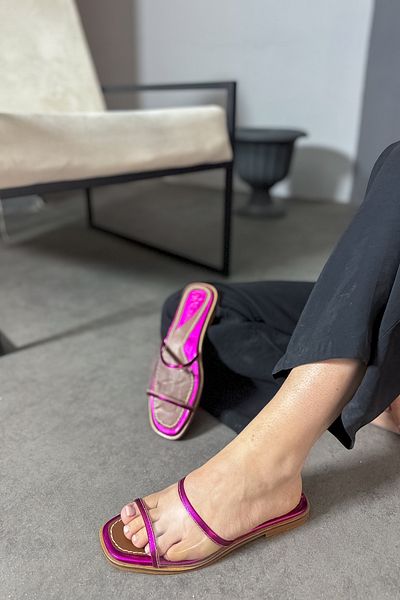 SHOEBELLAS Jeff Fuchsia Transparent Women's Slippers
