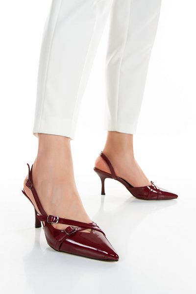 MİKANA MODA Alisia double-strapped patent leather women's high-heeled shoe with buckle detail.
