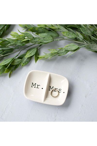 Warm Design Mr. & Mrs. Themed Ring