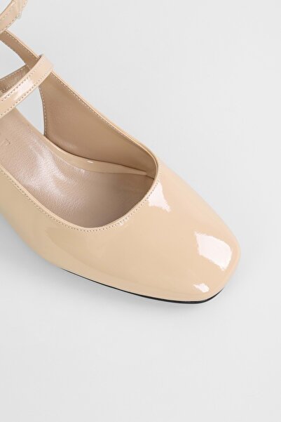 Shoeberry Dámské boty na podpatku s tupou špičkou se sponou Idean