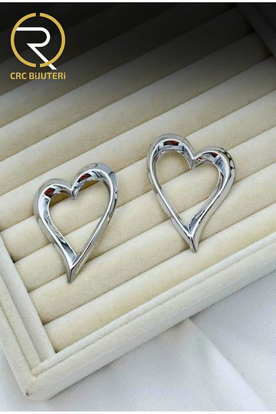 Crc Bijuteri أقراط نسائية على شكل قلب مجوف فضي اللون