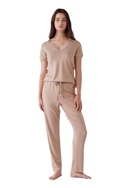 Nautica Women's Soft Textured Mink Pajamas Set