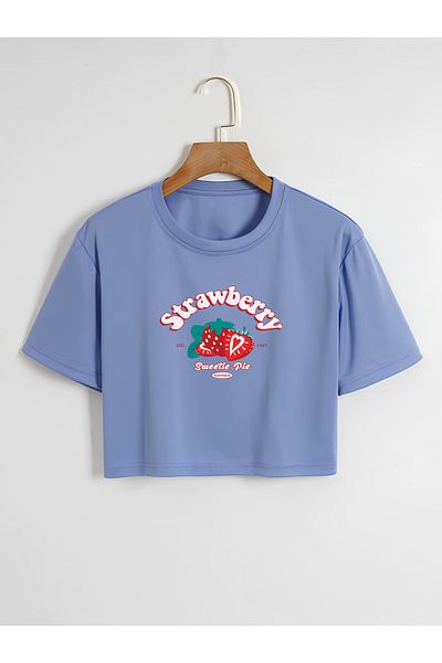 Ginevra Women's Strawberry Printed Oversize Crew Neck Crop T-shirt