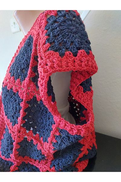 lupi Granny Square Patterned Large Size Vest