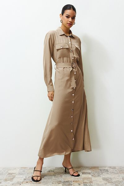 Trendyol Modest Μπεζ χρυσό φόρεμα με λεπτομερή υφασμένο πουκάμισο TCTSS24EB00132