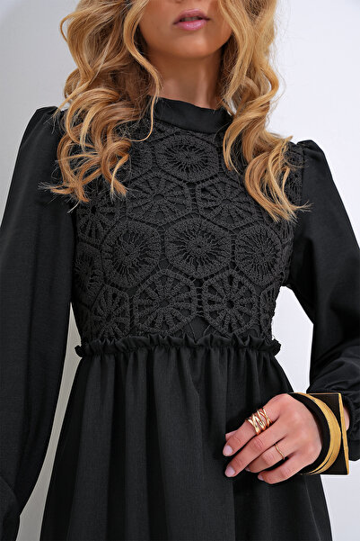 Trend Alaçatı Stili Dámské černé stojáčkové háčkované šaty se zadním zipem, tkané ALC-X12025