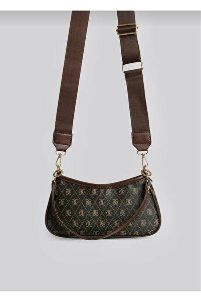 selma demir طقم باغيت وحقيبة كروس منقوشة