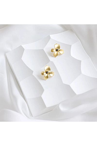 Minima Art Studio Decorative Jewelry and Product Shooting Plate