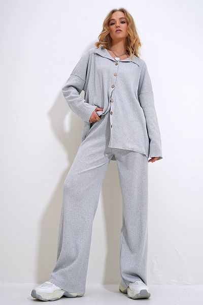 Trend Alaçatı Stili Women's Gray Oversize Shirt and High Waist Interlock Set ALC-X12216