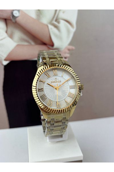 Essence Gold Women's Wristwatch - 5 ATM Waterproof