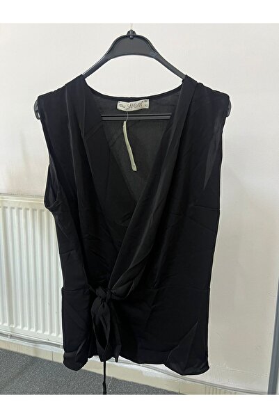 My Blog Siyah Yandan Bağlamalı Degaje Yaka Bluz