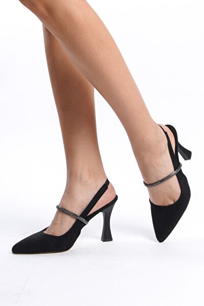 Ayakkabı Podyumum كعب كأسي 9 سم - مفتوح من الخلف مع مقدمة مدببة وتفاصيل حجرية