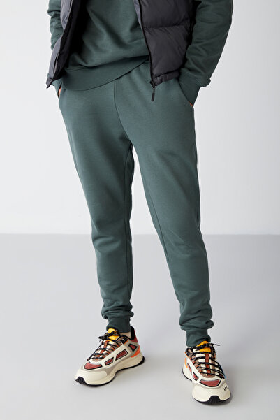 GRIMELANGE Jeremiah Men&#39;s Regular, Flexible Fabric Green Sweatpants with Drawstring Waist and Elastic Pocket