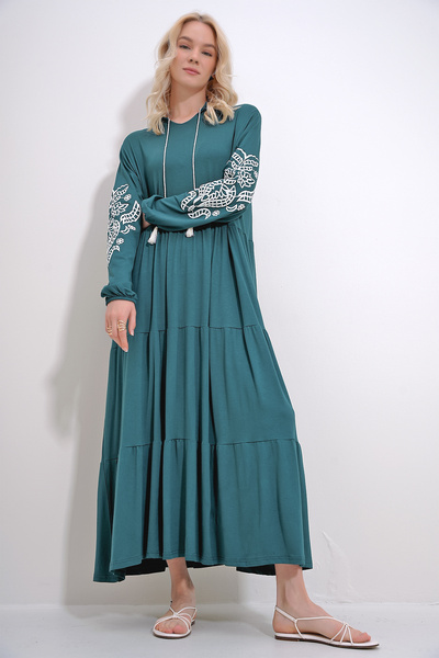 Trend Alaçatı Stili Γυναικείο Σμαραγδένιο Πράσινο γιακά Μανίκια Flock Printed Layered Flounced Viscose φόρεμα ALC-X12085