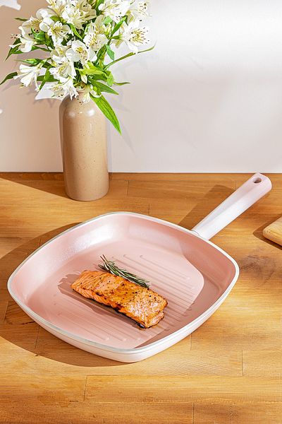 Emsan 28 cm Square Pan - Swiss Crystal, Pink