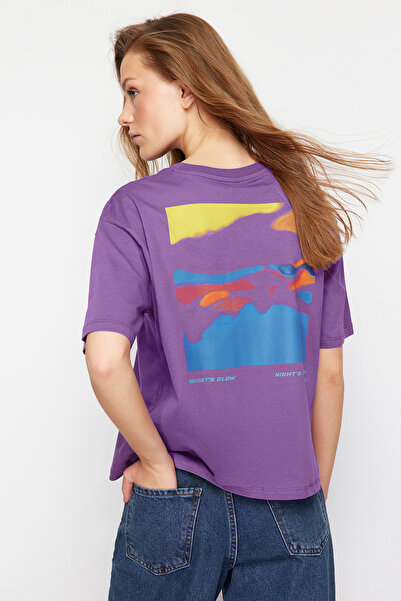 Trendyol Collection Μωβ 100% βαμβακερό εμπριμέ Πλεκτό μπλουζάκι με χαλαρή/άνετη εφαρμογή TWOSS24TS00172