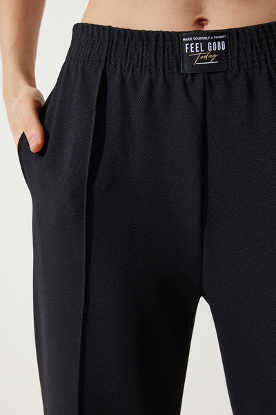 Happiness İstanbul Kadın Siyah Esnek Yapılı Rahat Dokuma Eşofman Pantolon AN00165