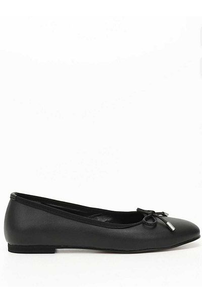 Pine Cone Black Ribbon Detailed Ballet Flat