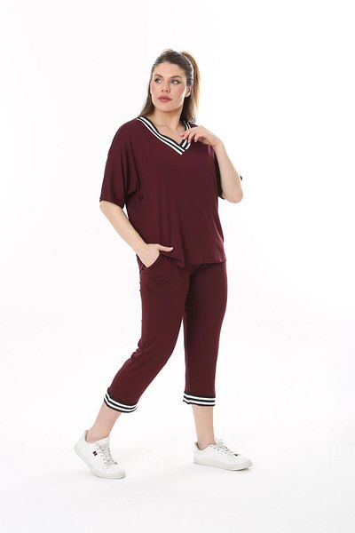 mami butik СТИЛЕН КОМПЛЕКТ ОТ ВИСКОЗА С КАПРЛИ, V-ОБРАЗНА ЯКА И КЪС РЪКАВ, ПЛЪТЕН РАЗМЕР