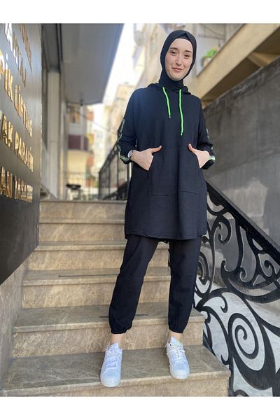 BAV Butik Ayvitrin Hijab Tracksuit Set - Oversize Model